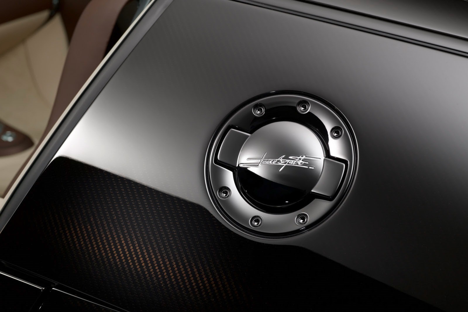 "Mãn nhãn" với Bugatti Veyron huyền thoại thứ hai 6